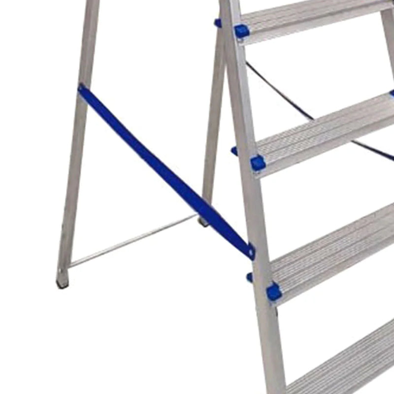 Escada Doméstica em Alumínio com 8 Degraus REAL ESCADAS-REAL